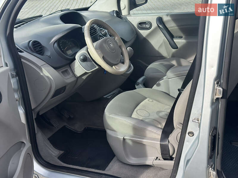 Минивэн Renault Kangoo 2008 в Ивано-Франковске