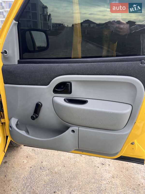 Мінівен Renault Kangoo 2002 в Рівному