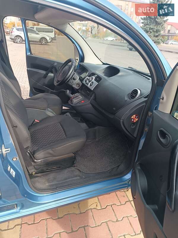 Мінівен Renault Kangoo 2011 в Івано-Франківську
