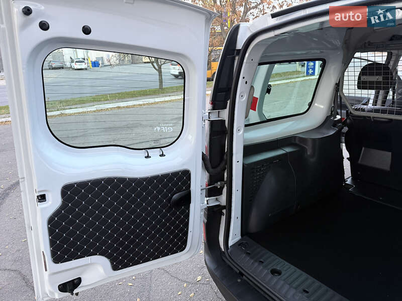 Минивэн Renault Kangoo 2019 в Днепре фото 69 Минивэн Renault Kangoo 2019 в Днепре