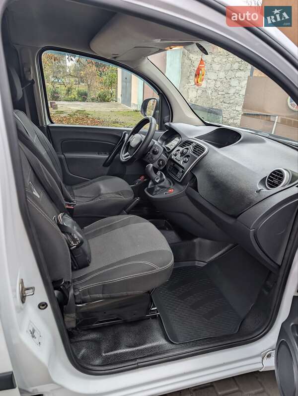 Інші вантажівки Renault Kangoo 2016 в Вапнярці