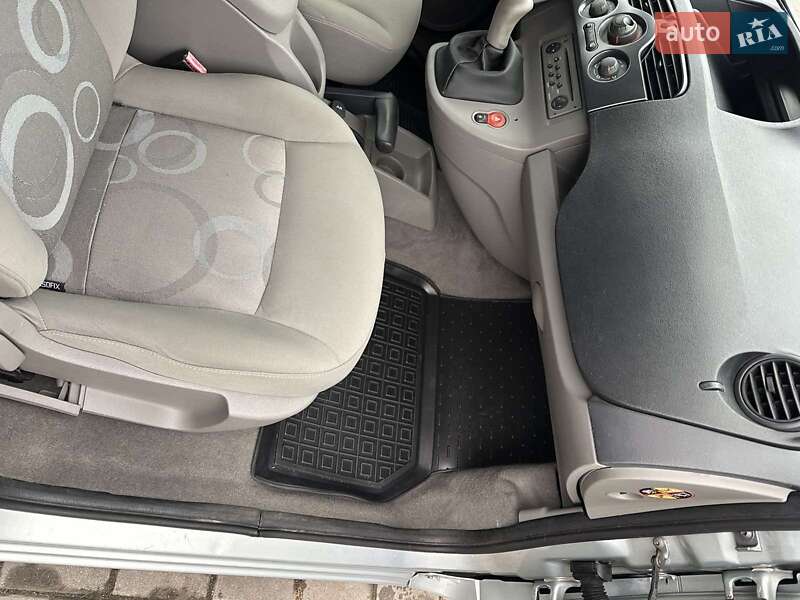 Минивэн Renault Kangoo 2008 в Теофиполе фото 8 Минивэн Renault Kangoo 2008 в Теофиполе