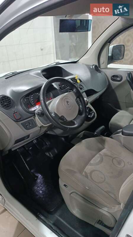 Минивэн Renault Kangoo 2008 в Первомайске