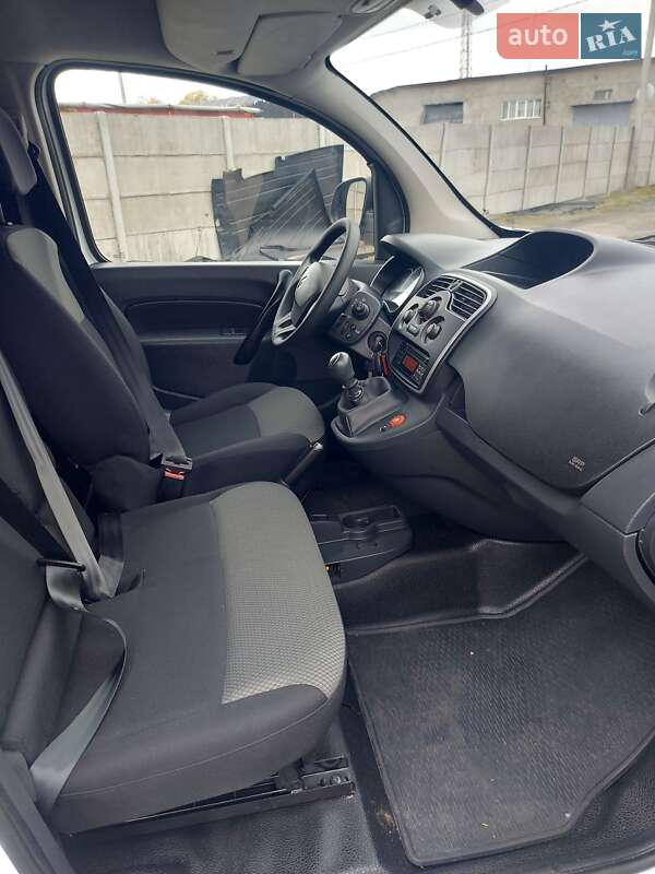 Грузовой фургон Renault Kangoo 2020 в Млинове фото 42 Грузовой фургон Renault Kangoo 2020 в Млинове