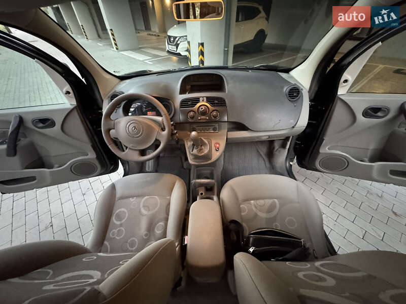 Мінівен Renault Kangoo 2008 в Києві фото 33 Мінівен Renault Kangoo 2008 в Києві