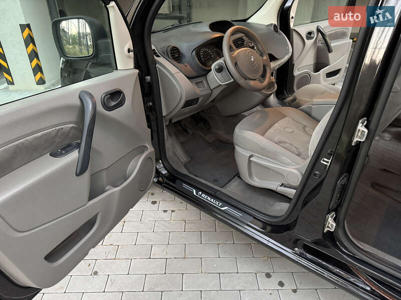 Мінівен Renault Kangoo 2008 в Києві фото 36 Мінівен Renault Kangoo 2008 в Києві