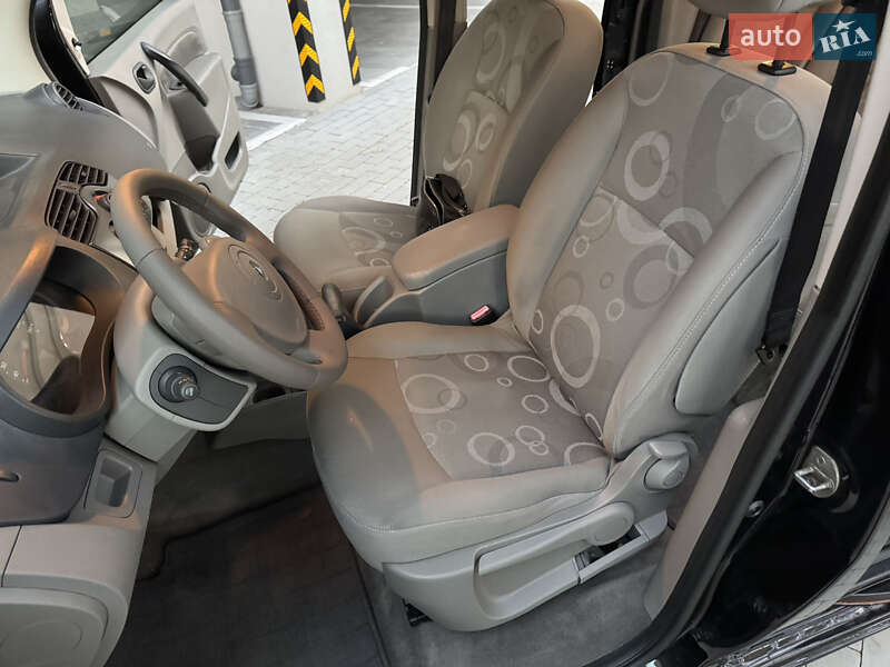 Мінівен Renault Kangoo 2008 в Києві фото 38 Мінівен Renault Kangoo 2008 в Києві