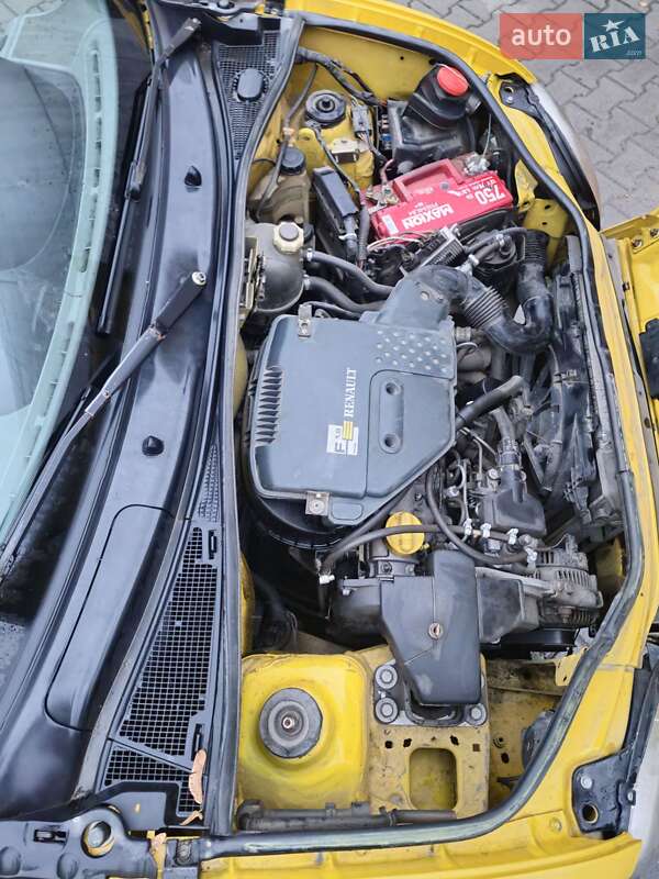 Минивэн Renault Kangoo 2002 в Косове