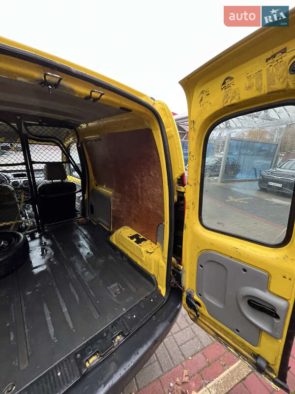 Другие грузовики Renault Kangoo 2004 в Ровно фото 12 Другие грузовики Renault Kangoo 2004 в Ровно