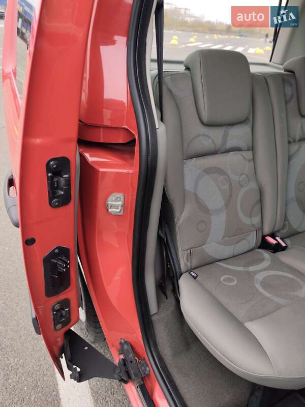 Мінівен Renault Kangoo 2010 в Києві