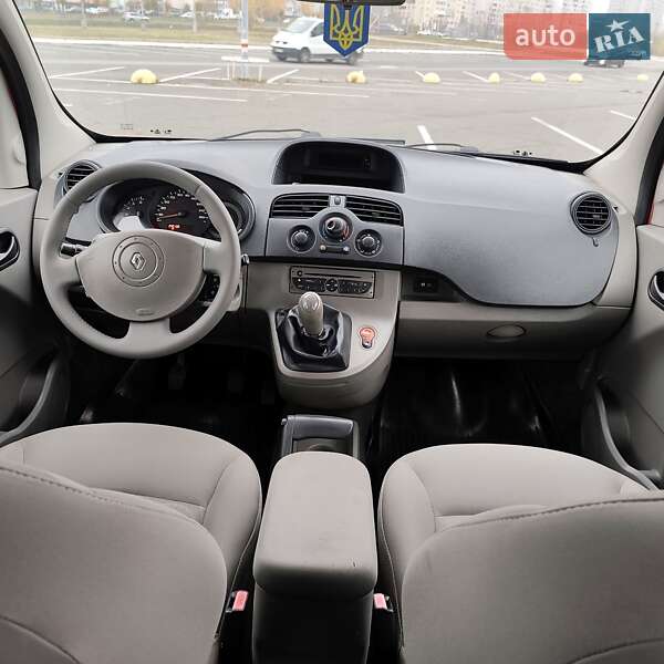 Мінівен Renault Kangoo 2010 в Києві