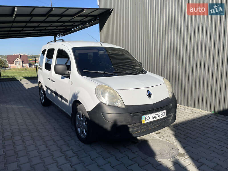 Грузовой фургон Renault Kangoo 2009 в Каменец-Подольском