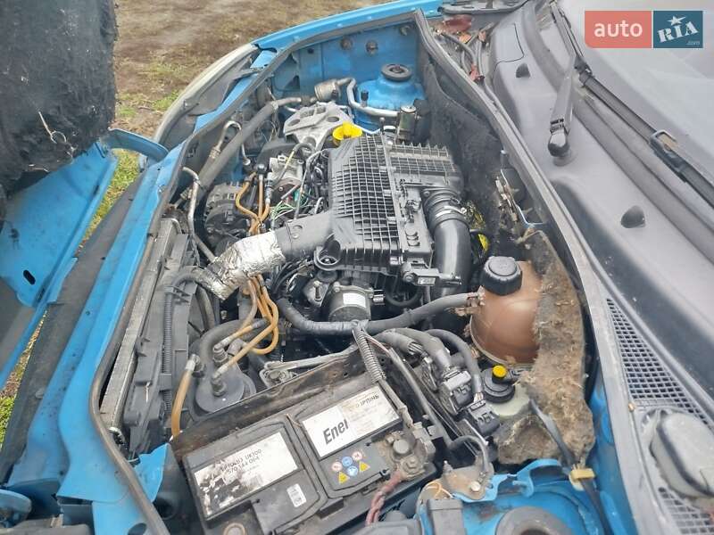 Вантажний фургон Renault Kangoo 2004 в Бучі