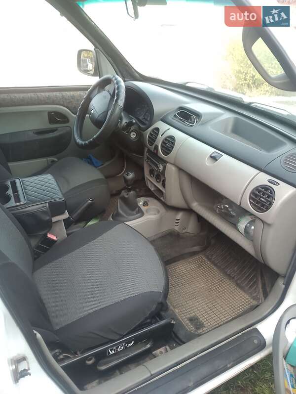 Минивэн Renault Kangoo 2003 в Сумах