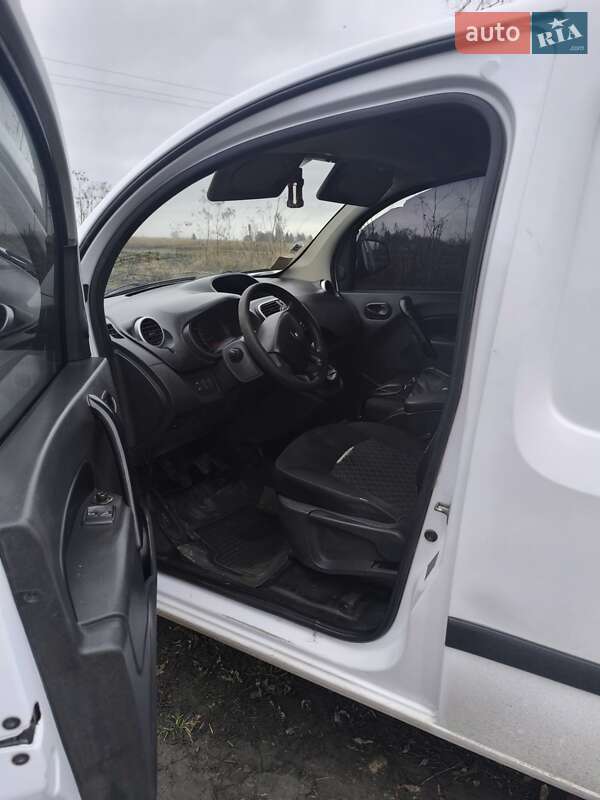 Вантажопасажирський фургон Renault Kangoo 2014 в Липовці фото 6 Вантажопасажирський фургон Renault Kangoo 2014 в Липовці