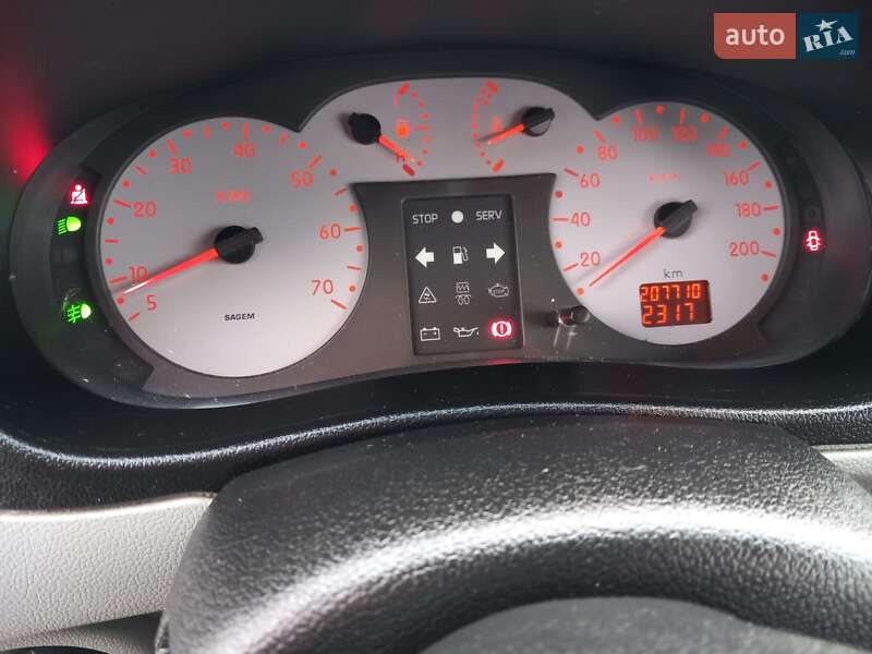 Минивэн Renault Kangoo 2002 в Городке фото 30 Минивэн Renault Kangoo 2002 в Городке