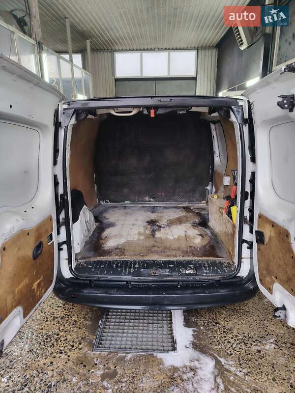 Вантажний фургон Renault Kangoo 2009 в Луцьку