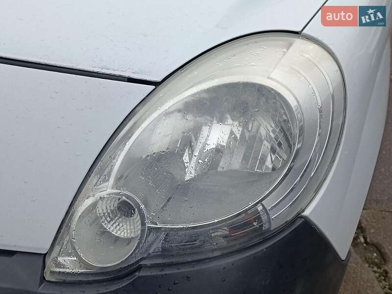 Вантажний фургон Renault Kangoo 2013 в Харкові