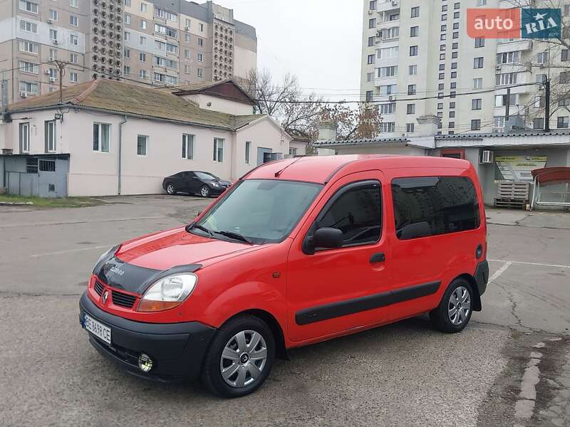 Минивэн Renault Kangoo 2004 в Николаеве фото 5 Минивэн Renault Kangoo 2004 в Николаеве