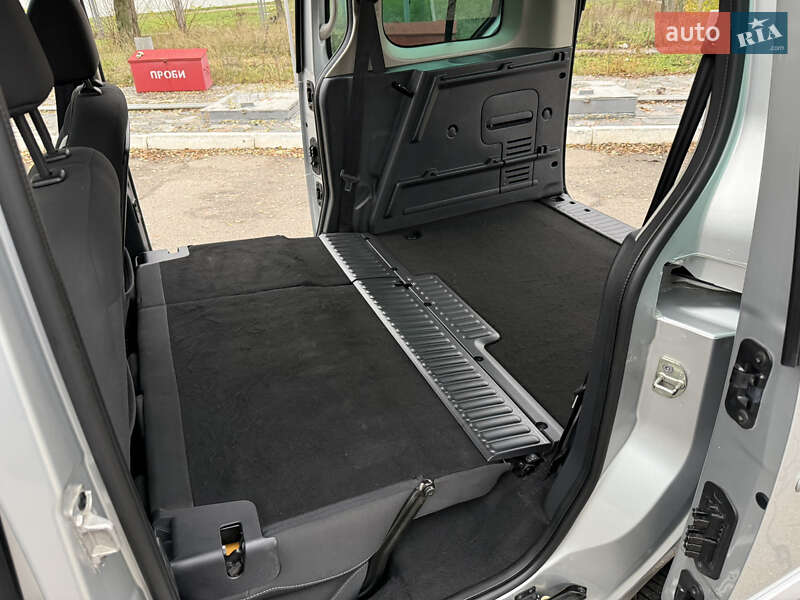 Мінівен Renault Kangoo 2016 в Дніпрі