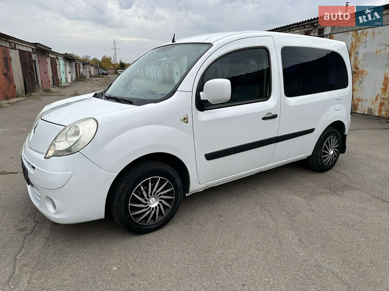 Мінівен Renault Kangoo 2010 в Жовтих Водах фото 10 Мінівен Renault Kangoo 2010 в Жовтих Водах
