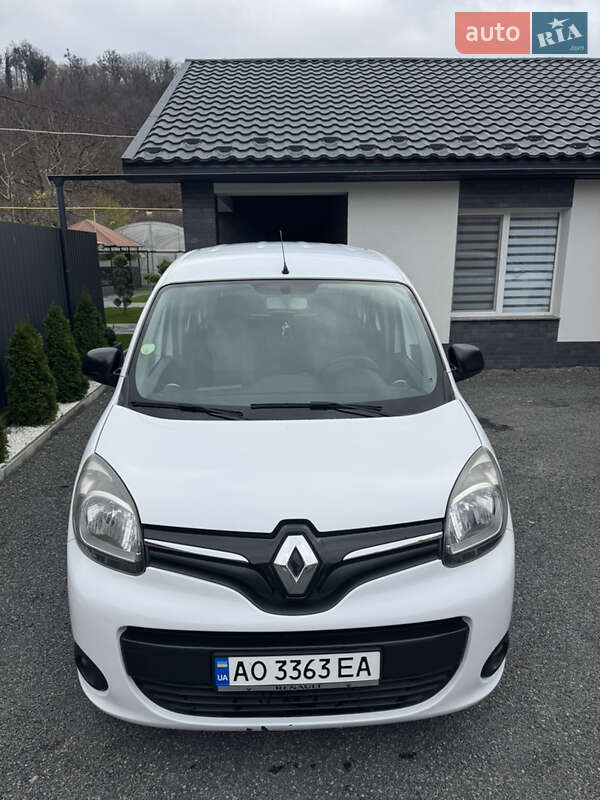 Минивэн Renault Kangoo 2016 в Мукачево фото Минивэн Renault Kangoo 2016 в Мукачево