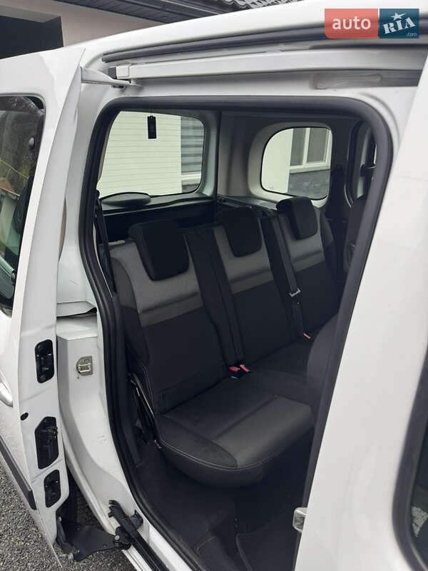 Минивэн Renault Kangoo 2016 в Мукачево фото 10 Минивэн Renault Kangoo 2016 в Мукачево