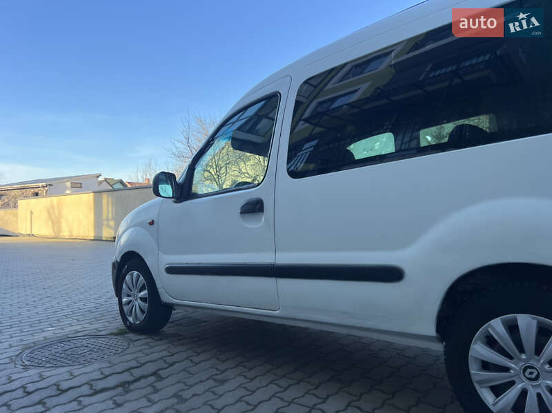 Минивэн Renault Kangoo 2000 в Жовкве