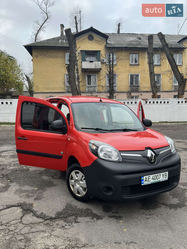 Мінівен Renault Kangoo 2016 в Кам'янському фото 18 Мінівен Renault Kangoo 2016 в Кам'янському