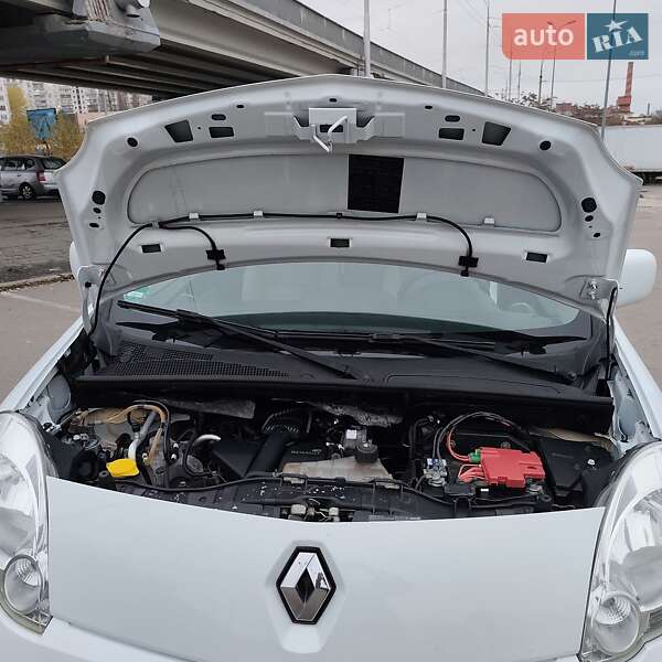 Мінівен Renault Kangoo 2011 в Києві фото 56 Мінівен Renault Kangoo 2011 в Києві