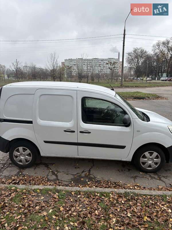Вантажний фургон Renault Kangoo 2014 в Запоріжжі