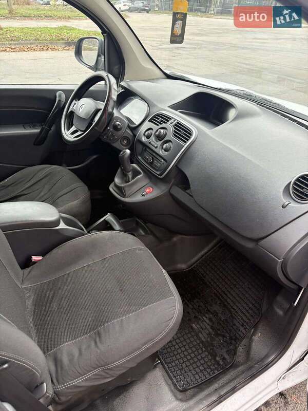 Вантажний фургон Renault Kangoo 2014 в Запоріжжі