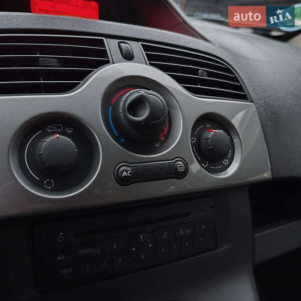 Мінівен Renault Kangoo 2011 в Києві фото 47 Мінівен Renault Kangoo 2011 в Києві