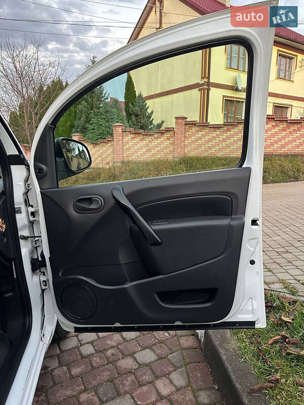 Мінівен Renault Kangoo 2013 в Чернівцях фото 11 Мінівен Renault Kangoo 2013 в Чернівцях