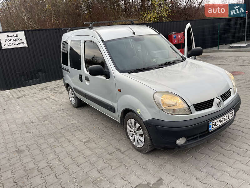 Мінівен Renault Kangoo 2004 в Буську