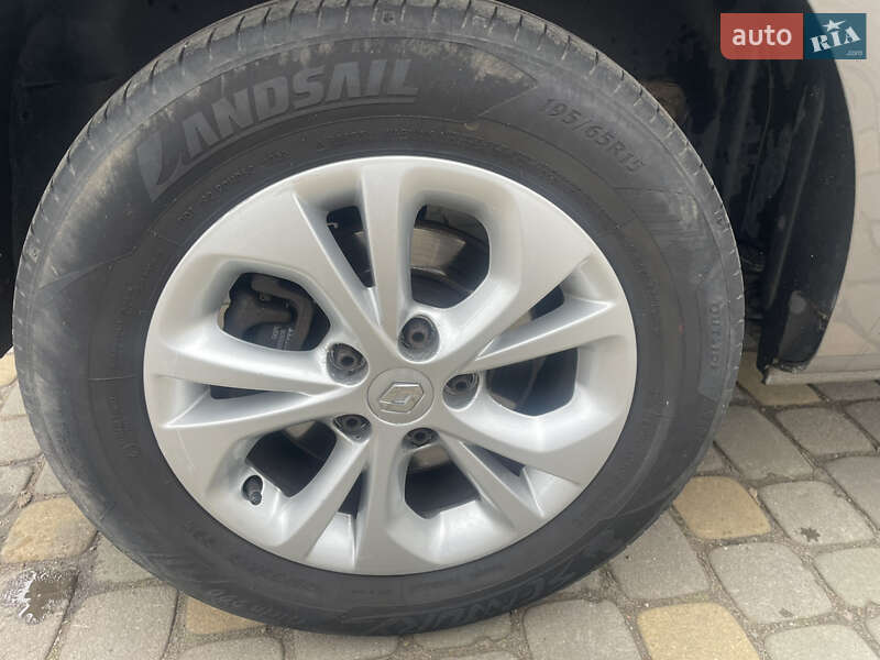 Минивэн Renault Kangoo 2014 в Луцке фото 47 Минивэн Renault Kangoo 2014 в Луцке