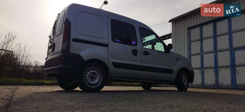 Мінівен Renault Kangoo 2002 в Ужгороді