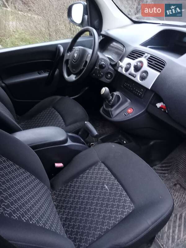 Минивэн Renault Kangoo 2013 в Киеве