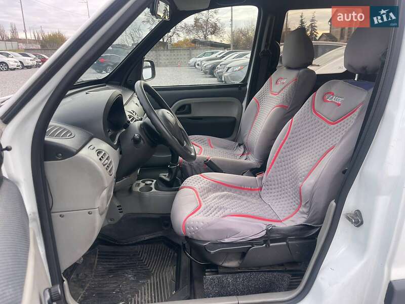 Мінівен Renault Kangoo 2007 в Києві