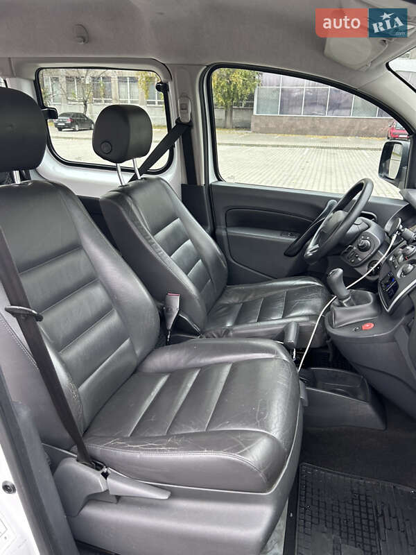 Минивэн Renault Kangoo 2013 в Днепре