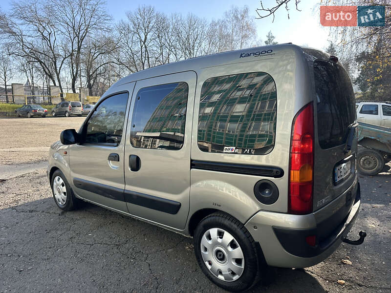 Мінівен Renault Kangoo 2004 в Чернівцях