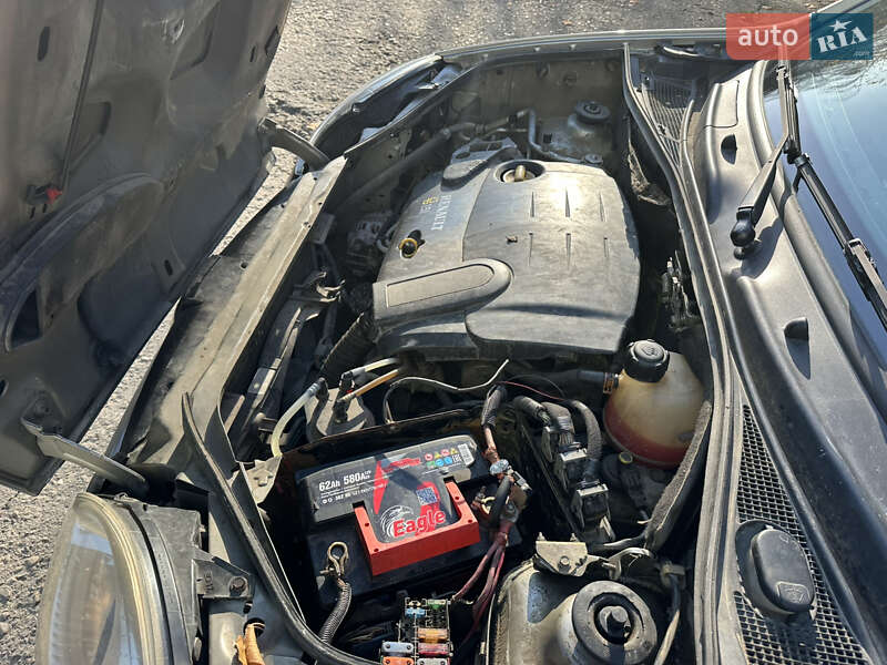 Мінівен Renault Kangoo 2004 в Чернівцях