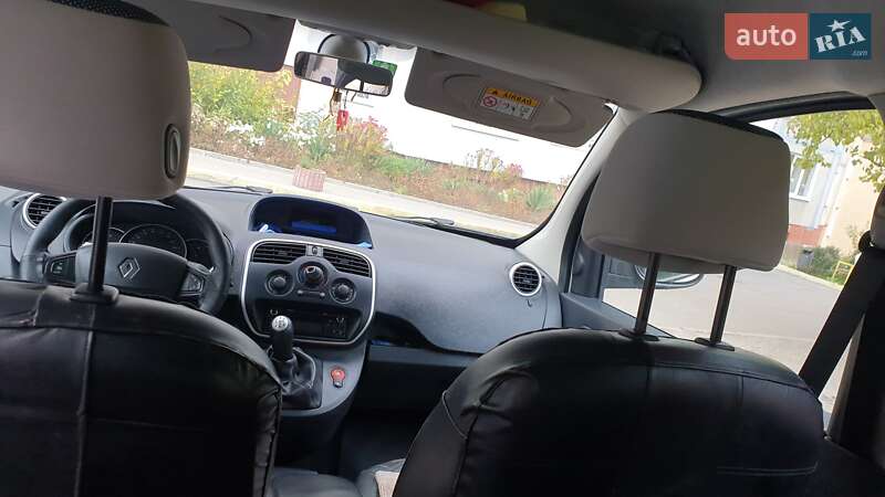 Минивэн Renault Kangoo 2014 в Ровно