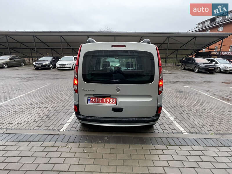 Минивэн Renault Kangoo 2010 в Луцке
