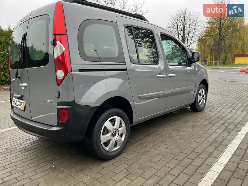 Минивэн Renault Kangoo 2012 в Луцке