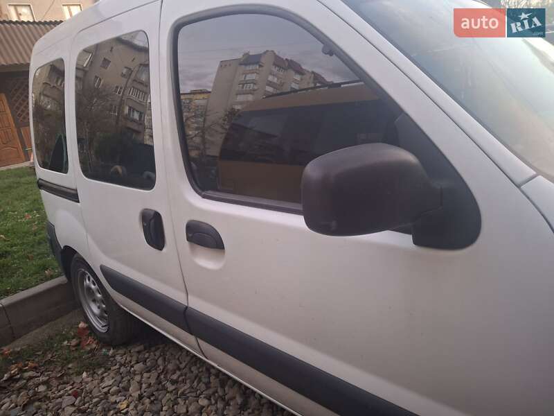 Мінівен Renault Kangoo 2004 в Коломиї