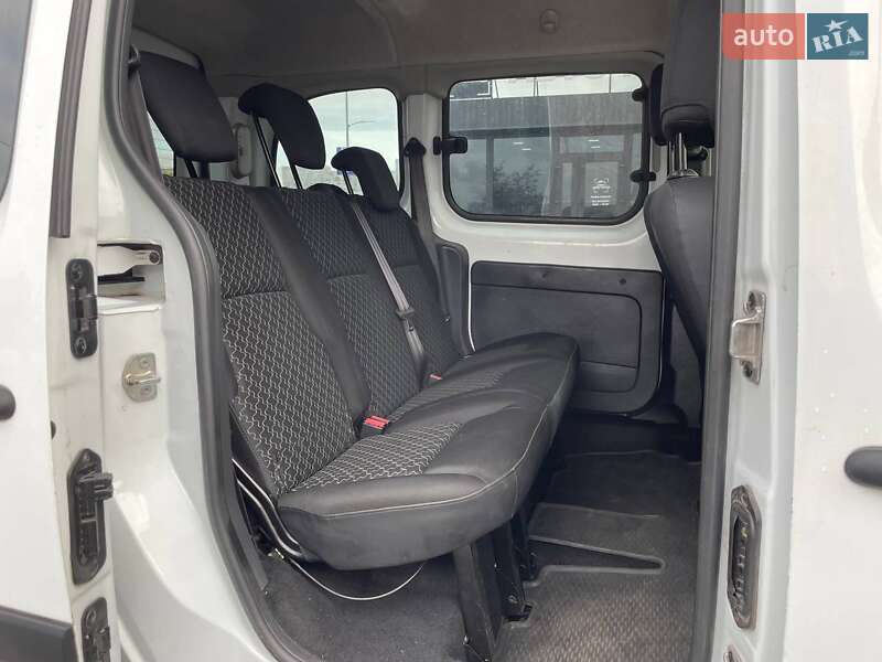 Мінівен Renault Kangoo 2012 в Києві