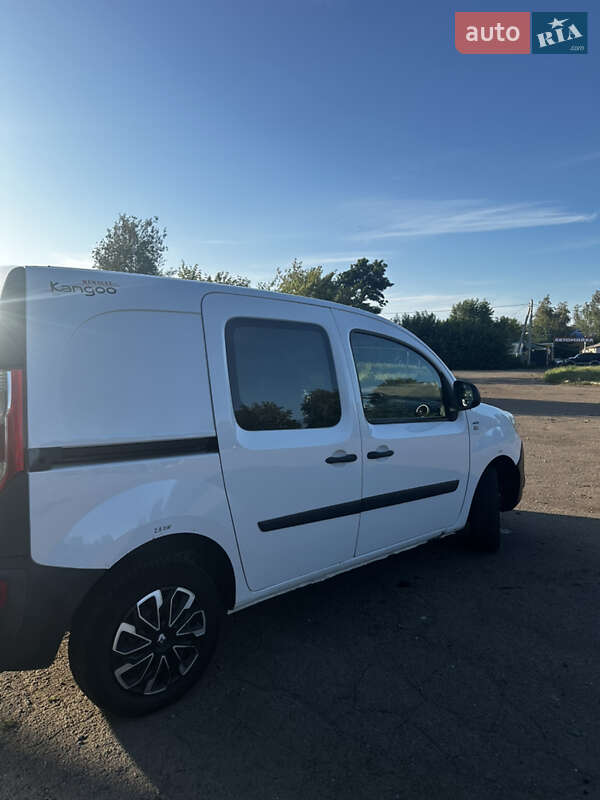 Минивэн Renault Kangoo 2013 в Днепре