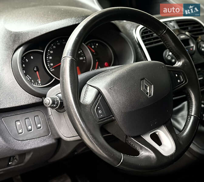 Мінівен Renault Kangoo 2017 в Житомирі