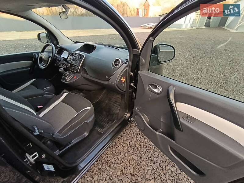 Вантажний фургон Renault Kangoo 2015 в Ковелі
